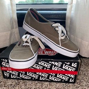 Vans Authentic